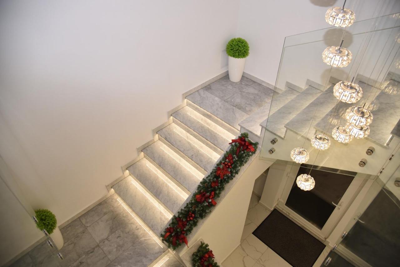 La Luna Premium Deluxe Apartment With Free Jacuzzi, Bikes & Covered Parking Nasice Экстерьер фото